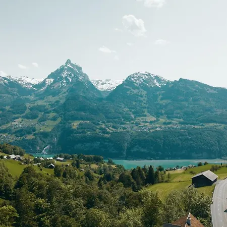 Alpenblick Apartment *